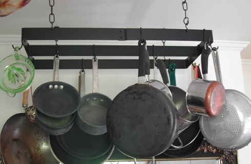 kitchen_pans